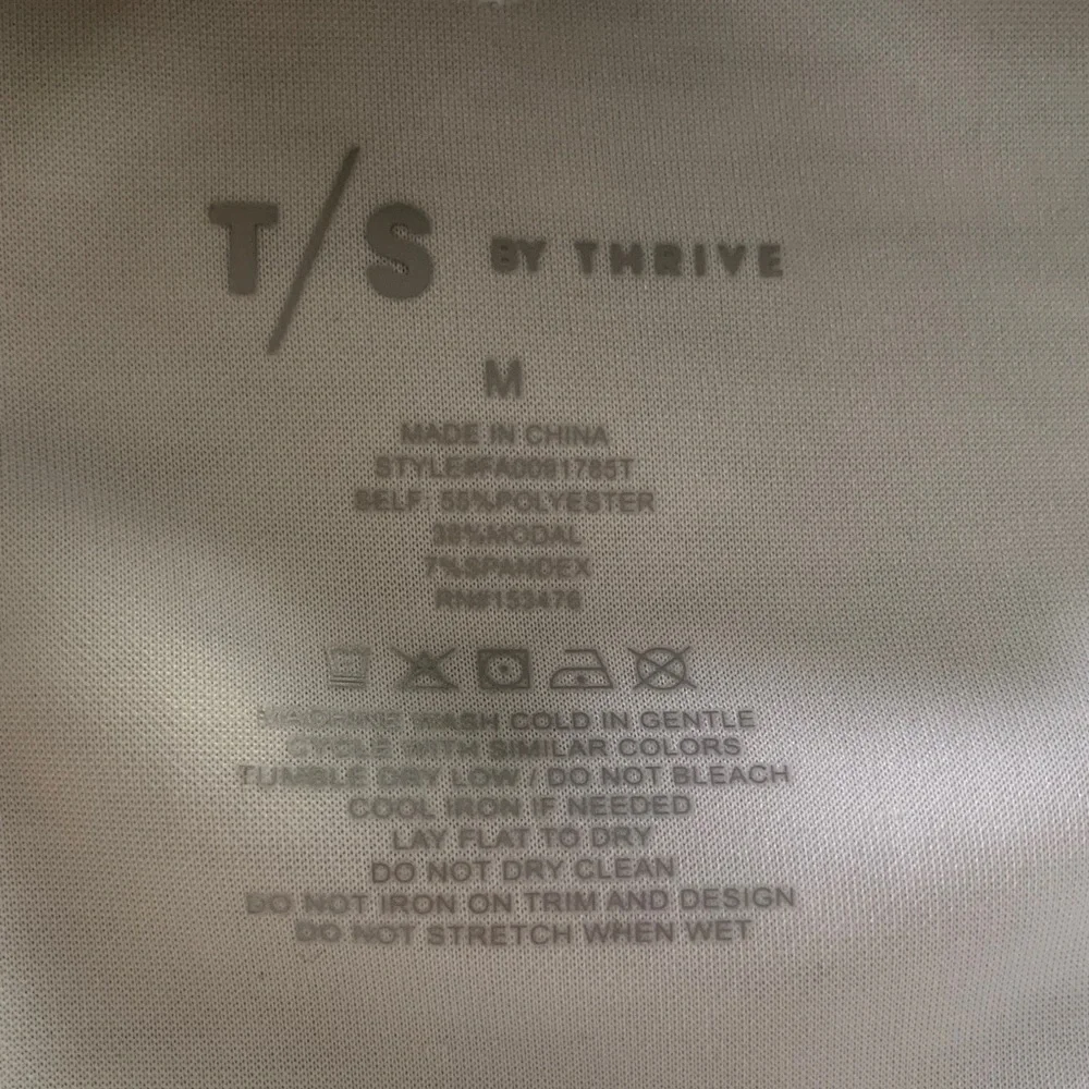 NWT Mixed Size 2pc Thrive Gray L Sweatshirt and M Sweatpants Athleisure Set - Picture 5 of 15